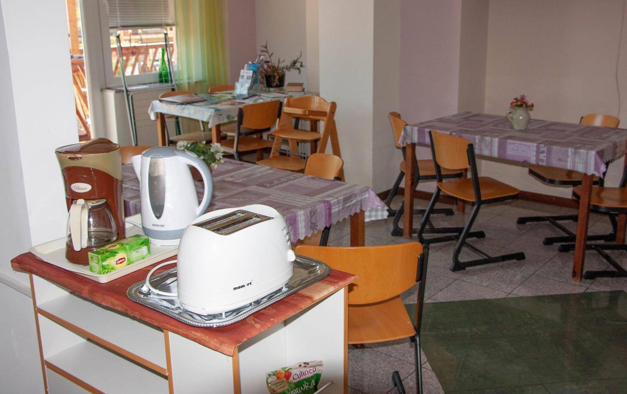 Aquarius Vendeghaz Hotel Сегед Екстериор снимка