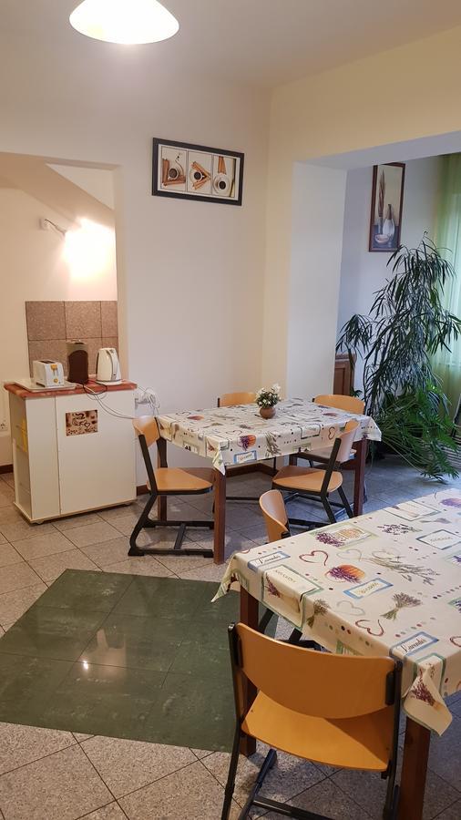 Aquarius Vendeghaz Hotel Сегед Екстериор снимка